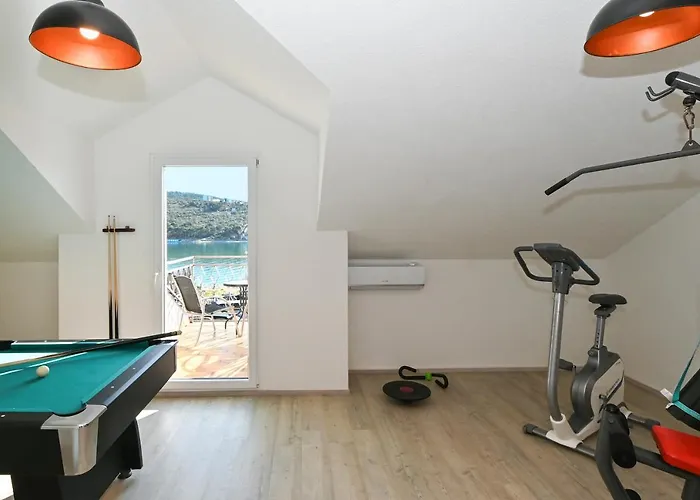 Villa House Vukman *